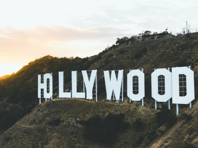 L’effettivo impatto del COVID sul cinema e come cambia la distribuzione cinematografica tra streaming e nuovi business model